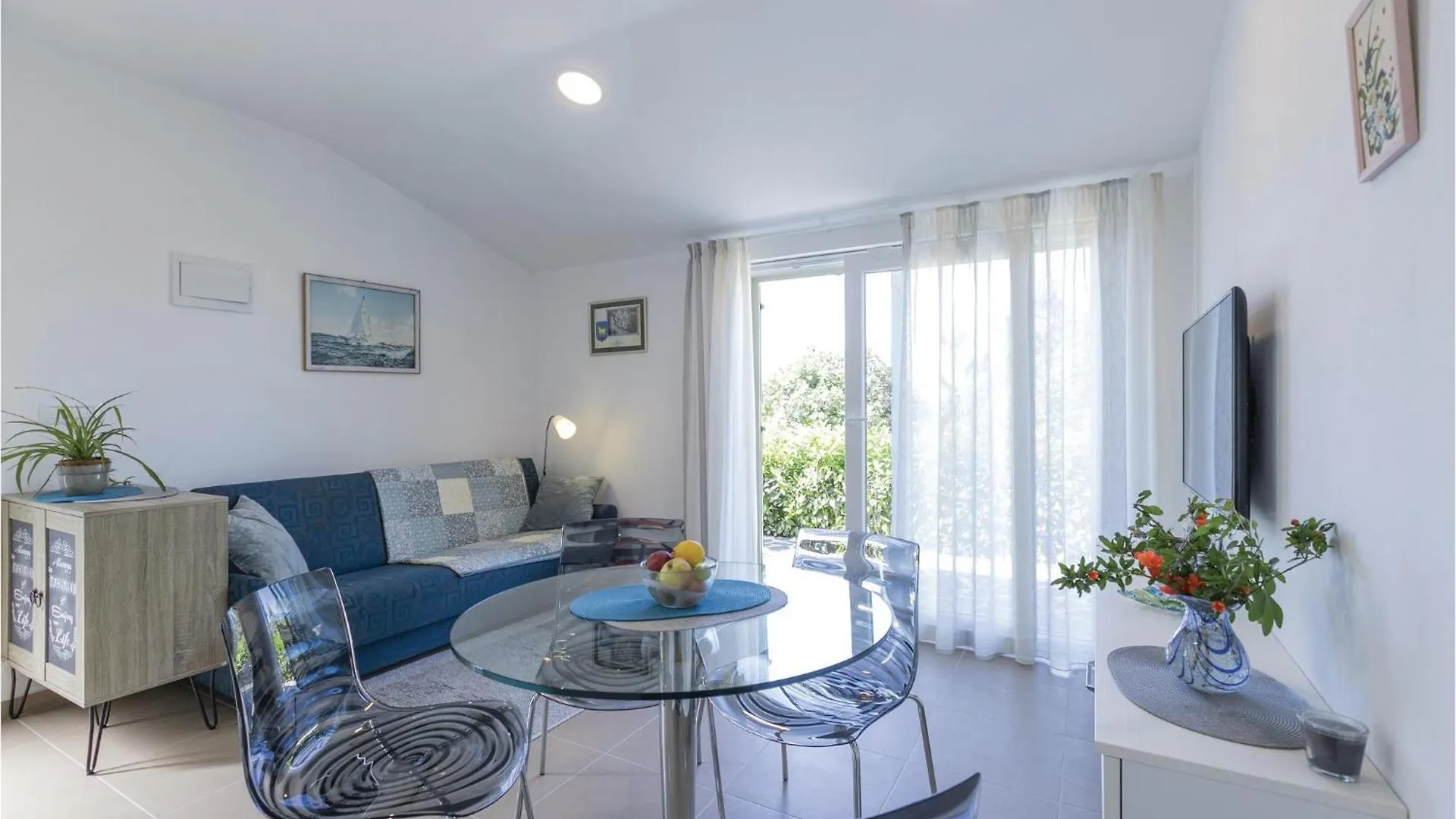 Nice Home In Lupoglav With Kitchen Hébergement de vacances