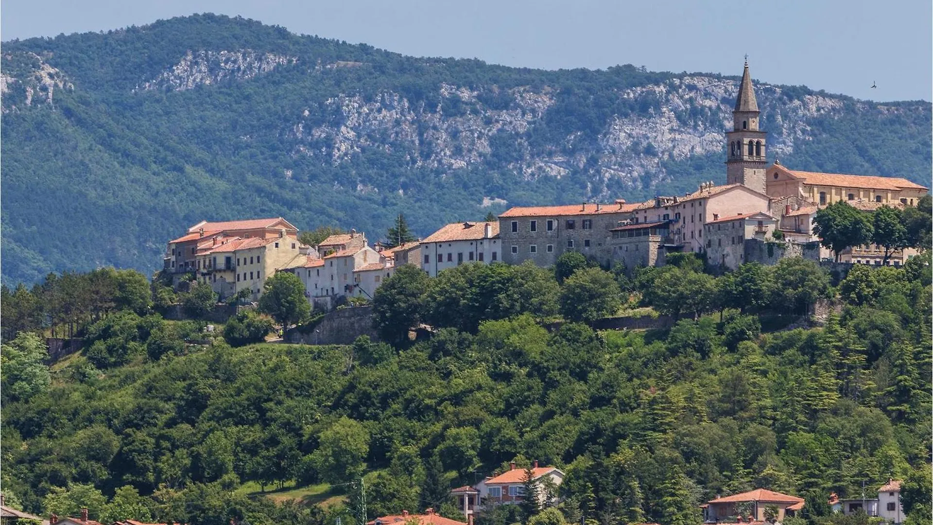 Nice Home In Lupoglav With Kitchen Lupoglav (Istria)